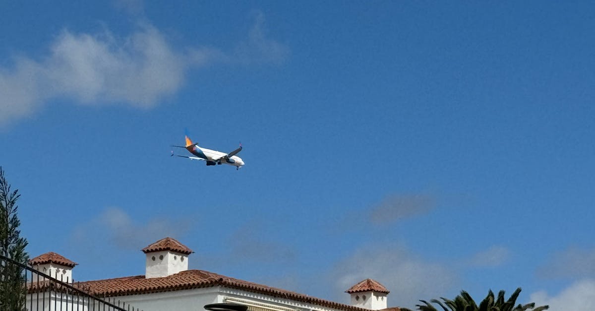 Benefits of Using Wood Shingle Roofing in the UK