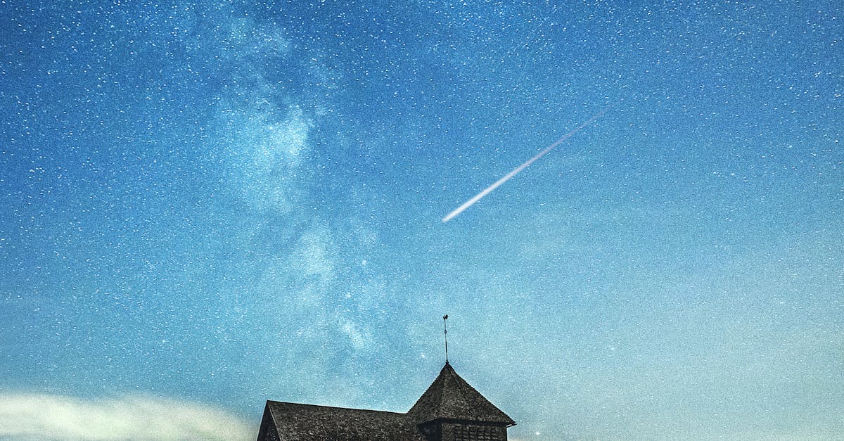 Choosing the Right Clay Tile Roofing for Your Home